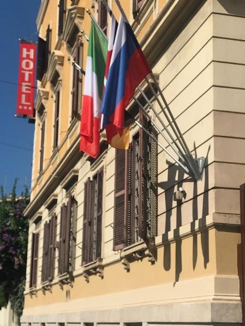 Roma Room Hotel Екстер'єр фото